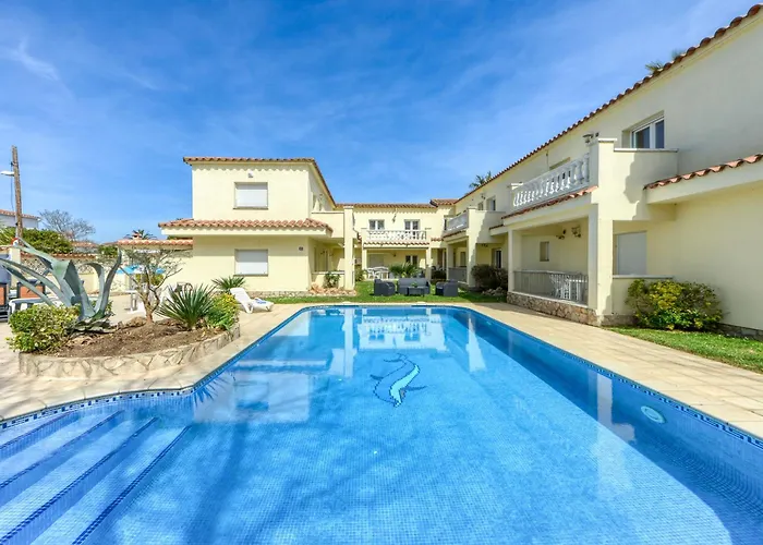 Apartment Muga-10 By Interhome Empuriabrava